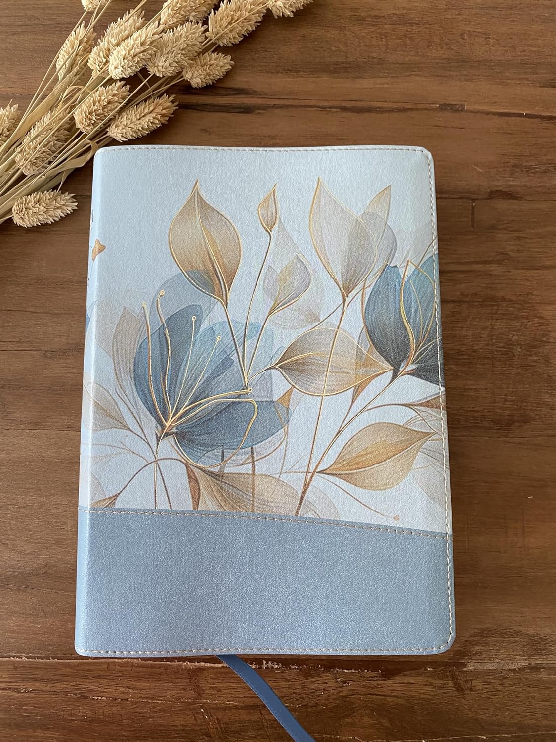 Biblia de la mujer conforme al corazón de Dios