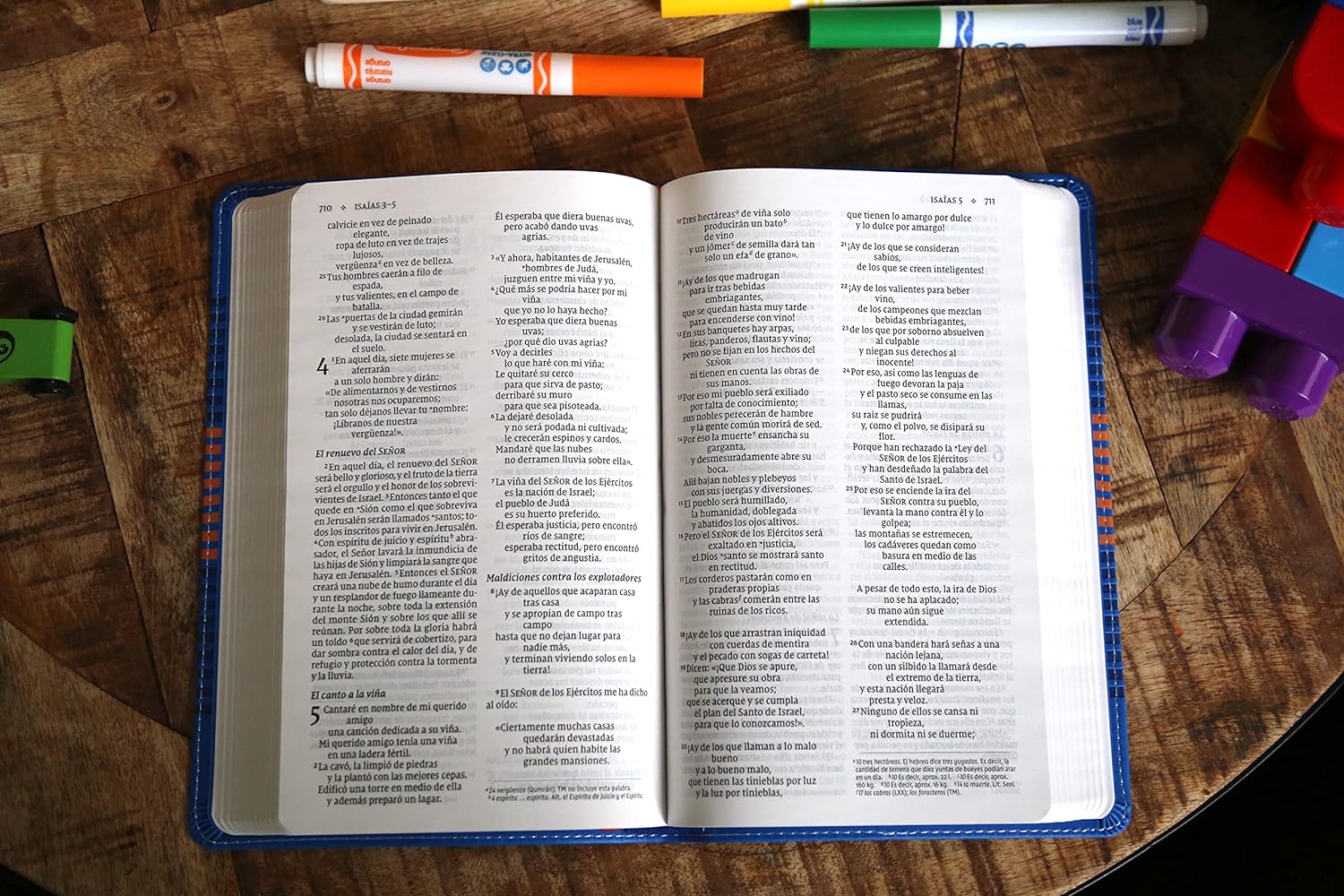 Biblia NVI 2022 para niños texto revisado leathersoft Azul