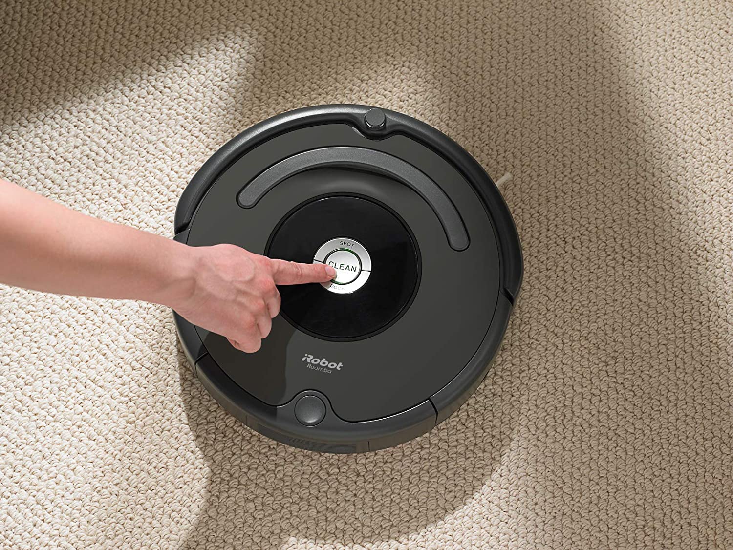 Roomba 675 Aspiradora con conexión Wi-Fi - Librería Libros Cristianos - Aspiradora